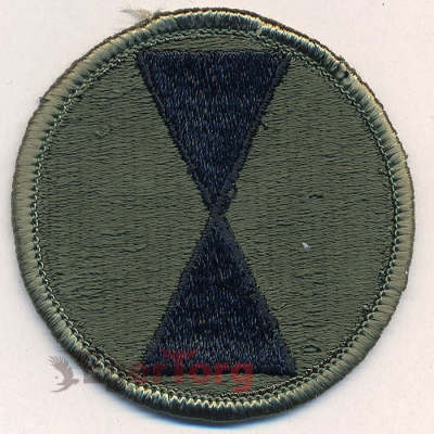 Нашивка плечевая   Hourglass     -  72136 U.S. Army 7th Infantry Division   Hourglass    Subdued Patch