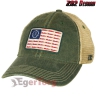 Бейсболка 'Hook and Bullet Life' Flag Vintage Trucker Hat